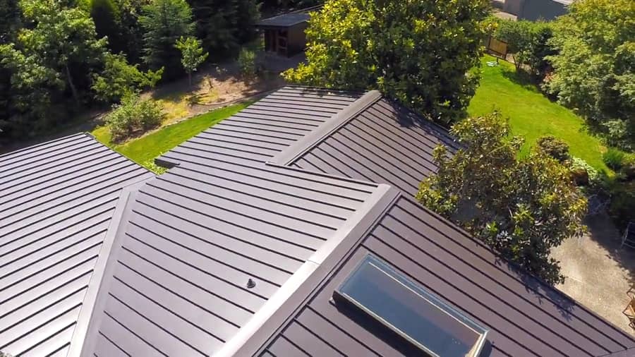 Metal roof in Ventura, California